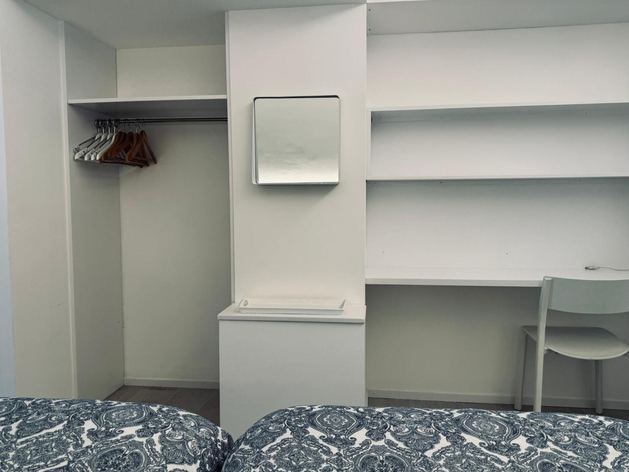 Hostal Marina カダケス エクステリア 写真