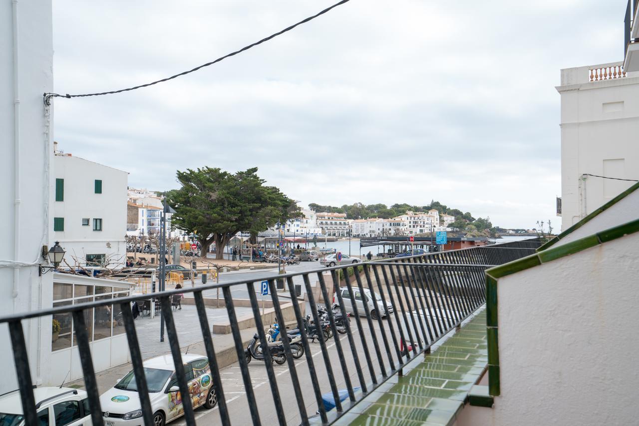 Hostal Marina カダケス エクステリア 写真
